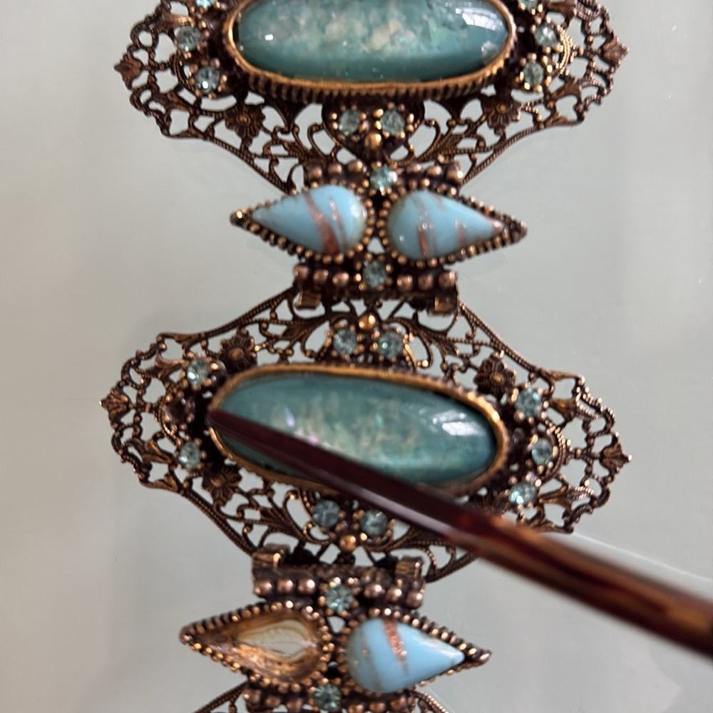 🔥HP🔥VTG/Antique Elegant Blue and Gold Metal Filigree Women's Bracelet - Picture 6 of 17